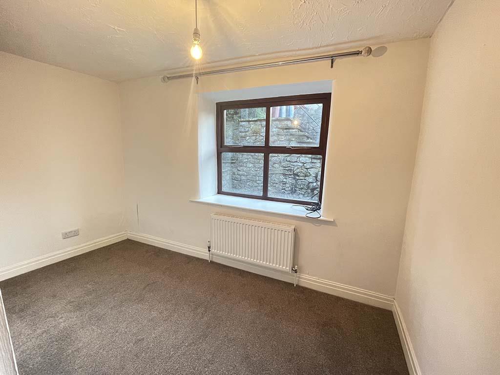 3 bedroom cottage To Let in Gisburn - Bedroom Two